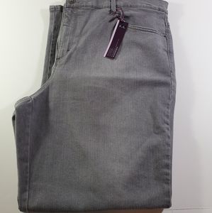 Gloria Vanderbilt Amanda Jeans